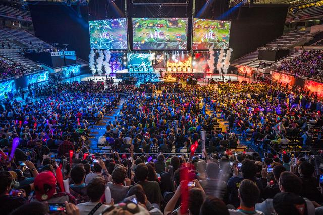 The MongolZ , G2, 和 FURIA Esports 晋级 FISSURE Playground 2 季后赛