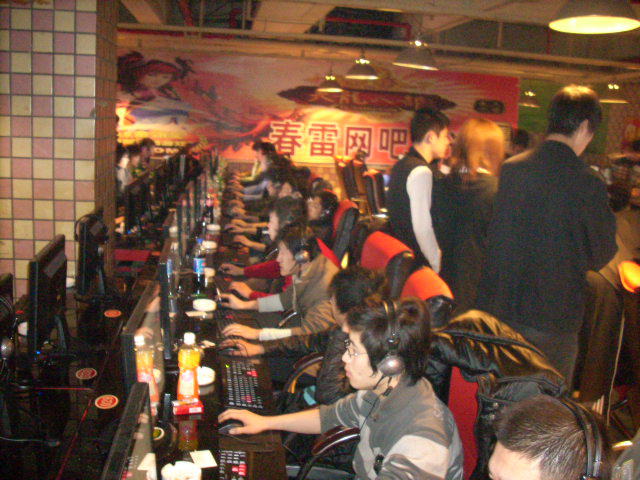 匿名来源向理查德·刘易斯透露了关于 Astralis 的更多细节；